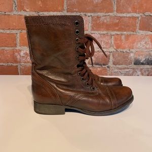 Steve Madden leather boots women’s size 5.5